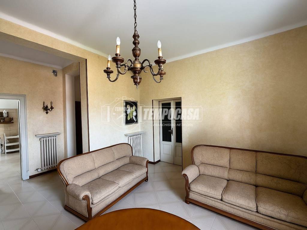 appartamento in vendita a Bergamo in zona Borgo Santa Caterina