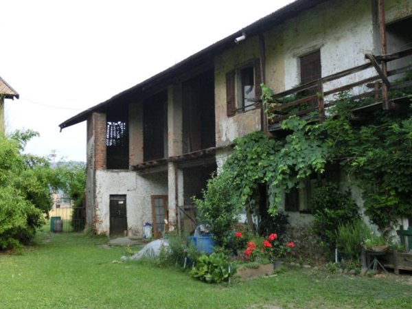 casale in vendita a Bergamo in zona Monterosso