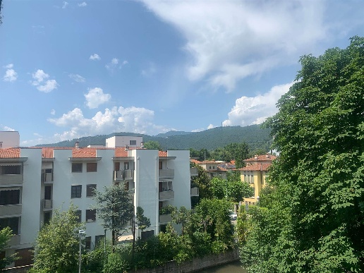 appartamento in vendita a Bergamo in zona Borgo Santa Caterina