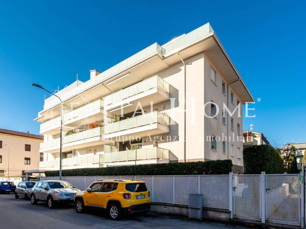 appartamento in vendita a Bergamo in zona Malpensata
