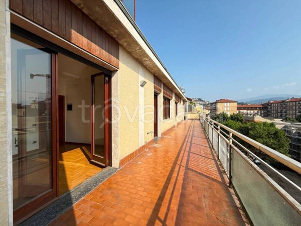 appartamento in vendita a Bergamo in zona Bergamo Centro