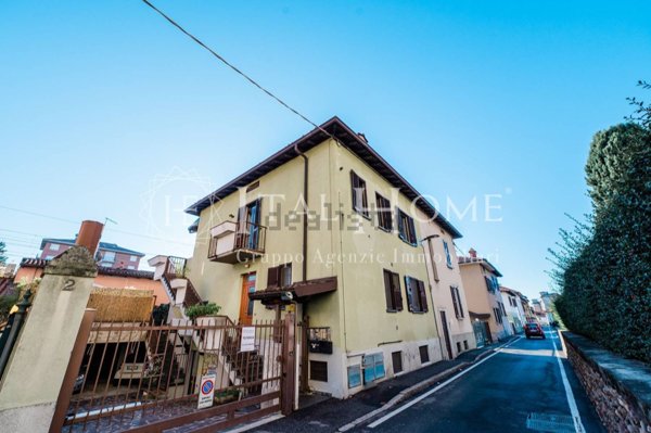 locale di sgombero in vendita a Bergamo in zona Città Alta