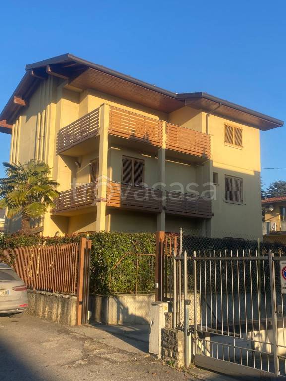 appartamento in vendita a Bergamo in zona Conca Fiorita