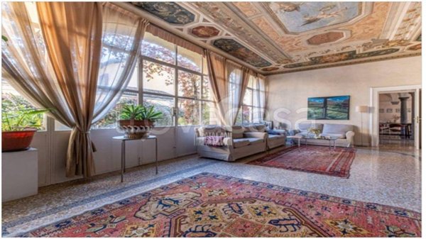 casa indipendente in vendita a Bergamo in zona Redona