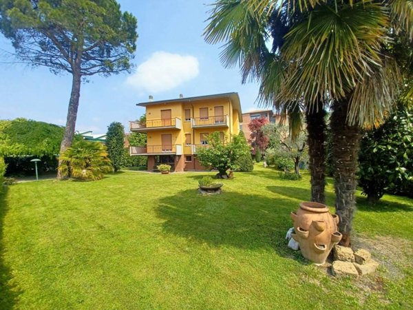 casa indipendente in vendita a Bergamo in zona Monterosso