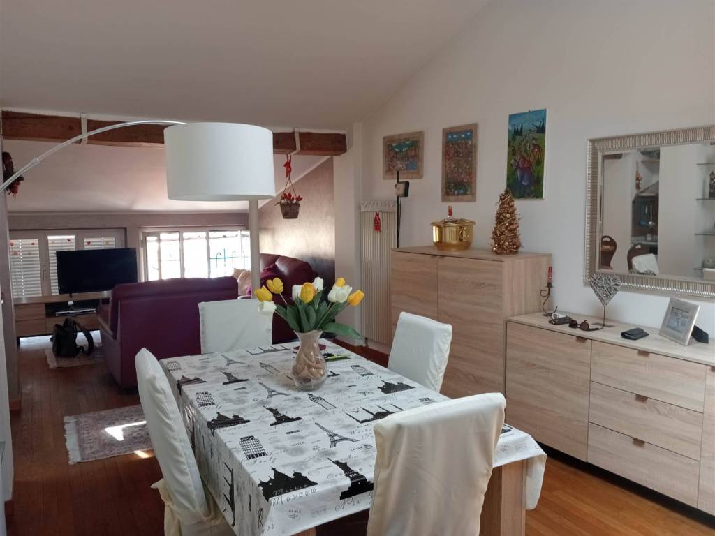 appartamento in vendita a Bergamo in zona Borgo Pignolo