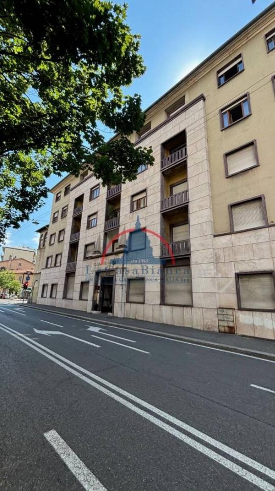 appartamento in vendita a Bergamo in zona Borgo Pignolo