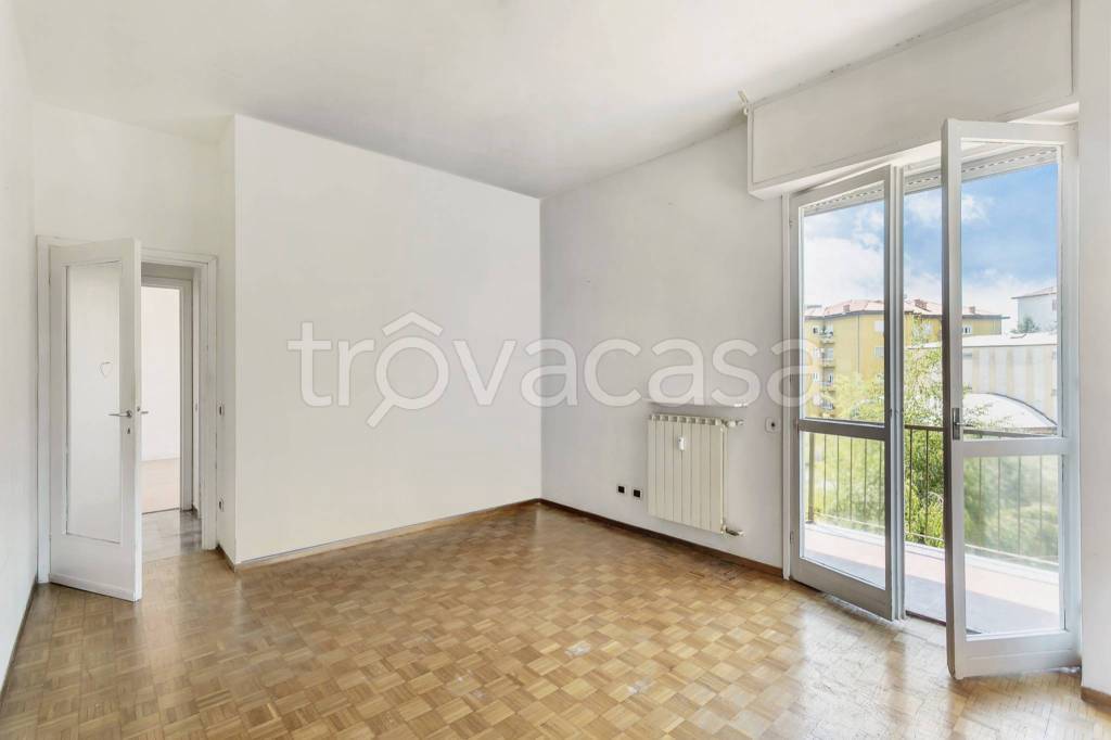 appartamento in vendita a Bergamo in zona Borgo Santa Caterina