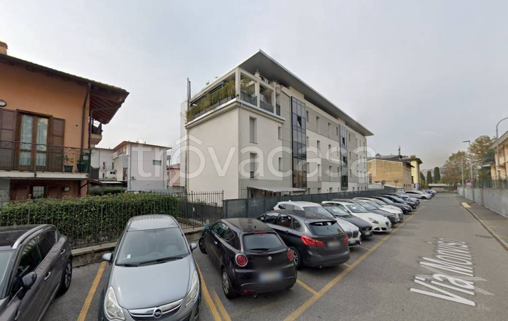 appartamento in vendita a Bergamo in zona Borgo Palazzo
