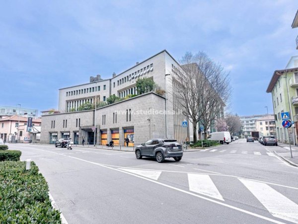 appartamento in vendita a Bergamo in zona Borgo Palazzo