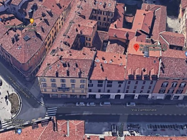 ufficio in vendita a Bergamo in zona Borgo Palazzo