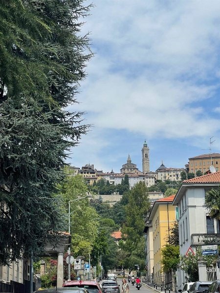 appartamento in vendita a Bergamo in zona Valtesse/Valverde