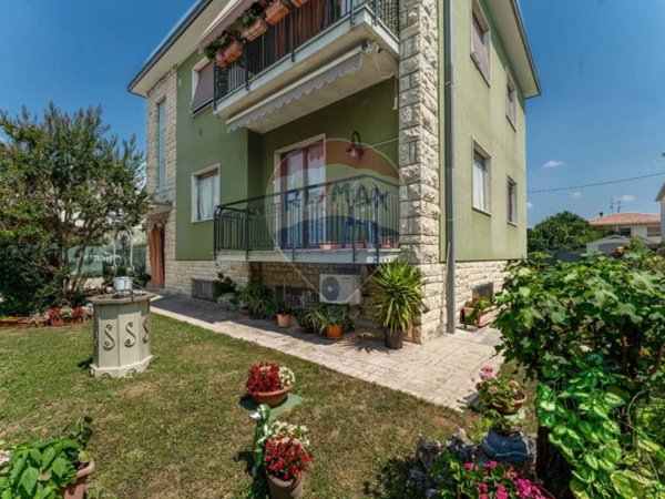 appartamento in vendita a Bergamo in zona Colognola