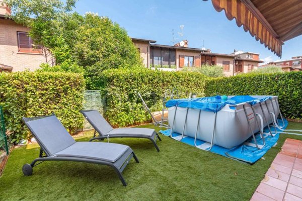 casa indipendente in vendita a Bergamo in zona Canovine