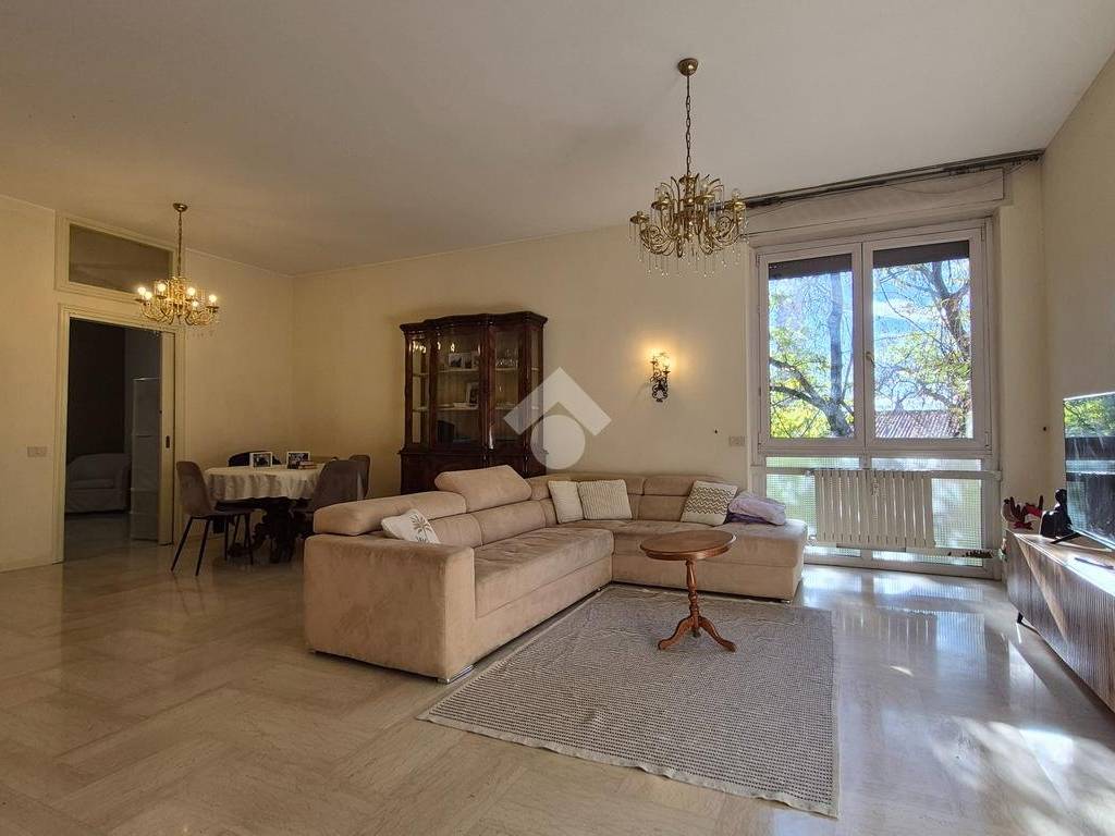 appartamento in vendita a Bergamo in zona Borgo Palazzo