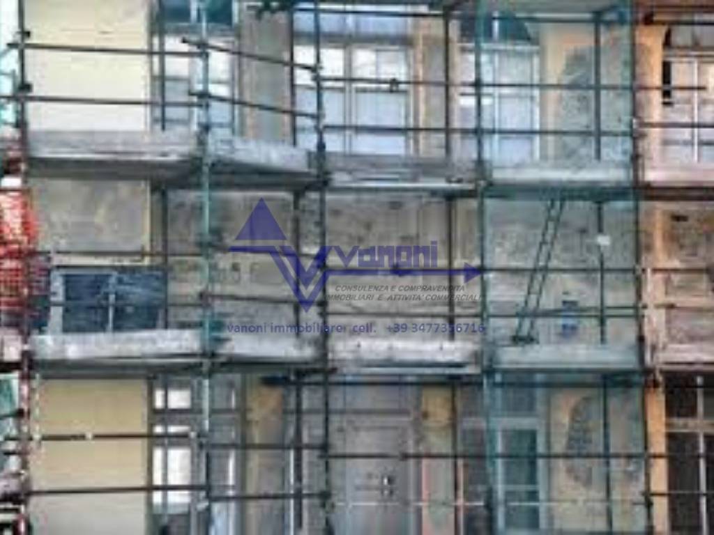 intera palazzina in vendita a Bergamo in zona Borgo Palazzo