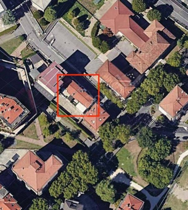 negozio in vendita a Bergamo in zona Loreto