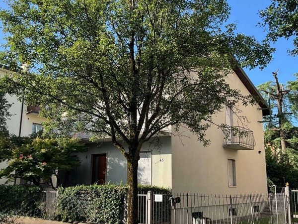 appartamento in vendita a Bergamo in zona Valtesse/Valverde