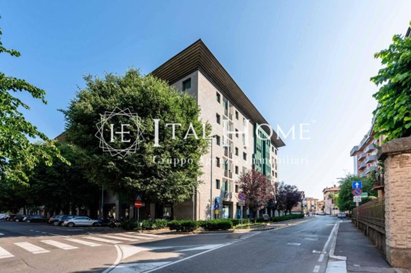 appartamento in vendita a Bergamo in zona Borgo Pignolo