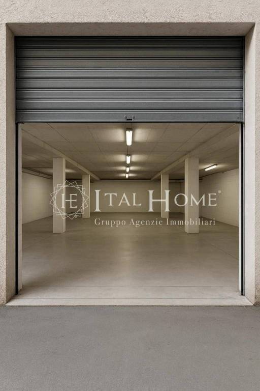 locale commerciale in vendita a Bergamo