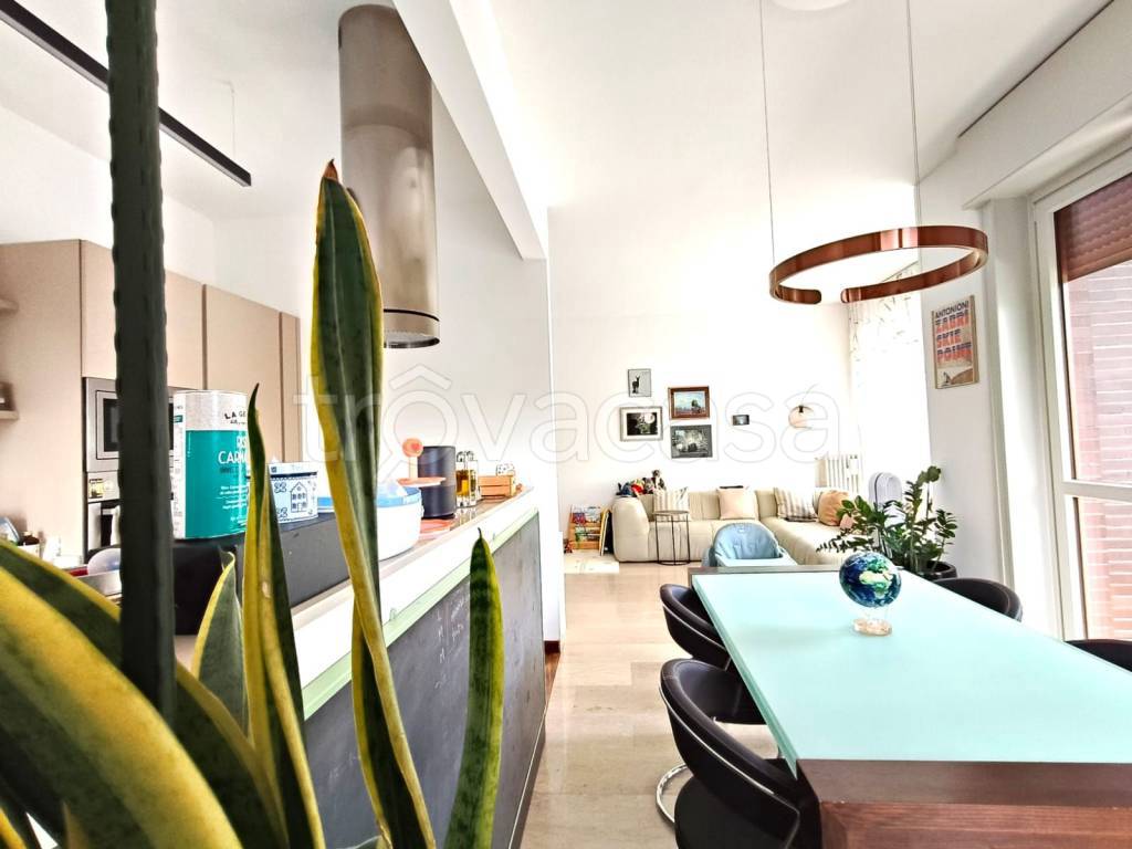 appartamento in vendita a Bergamo in zona Bergamo Centro