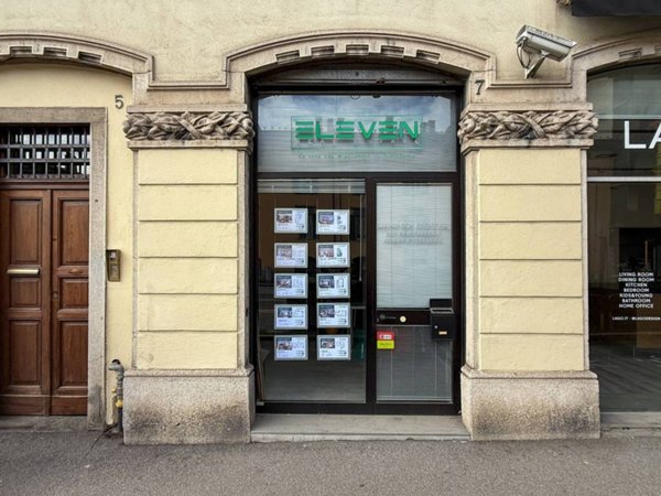 negozio in vendita a Bergamo in zona Borgo Palazzo