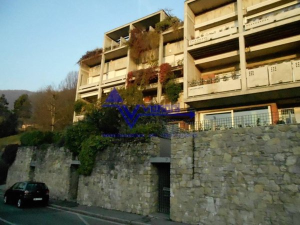 casa indipendente in vendita a Bergamo in zona Borgo Palazzo