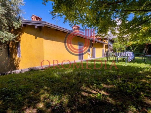 casa indipendente in vendita a Bergamo in zona Longuelo