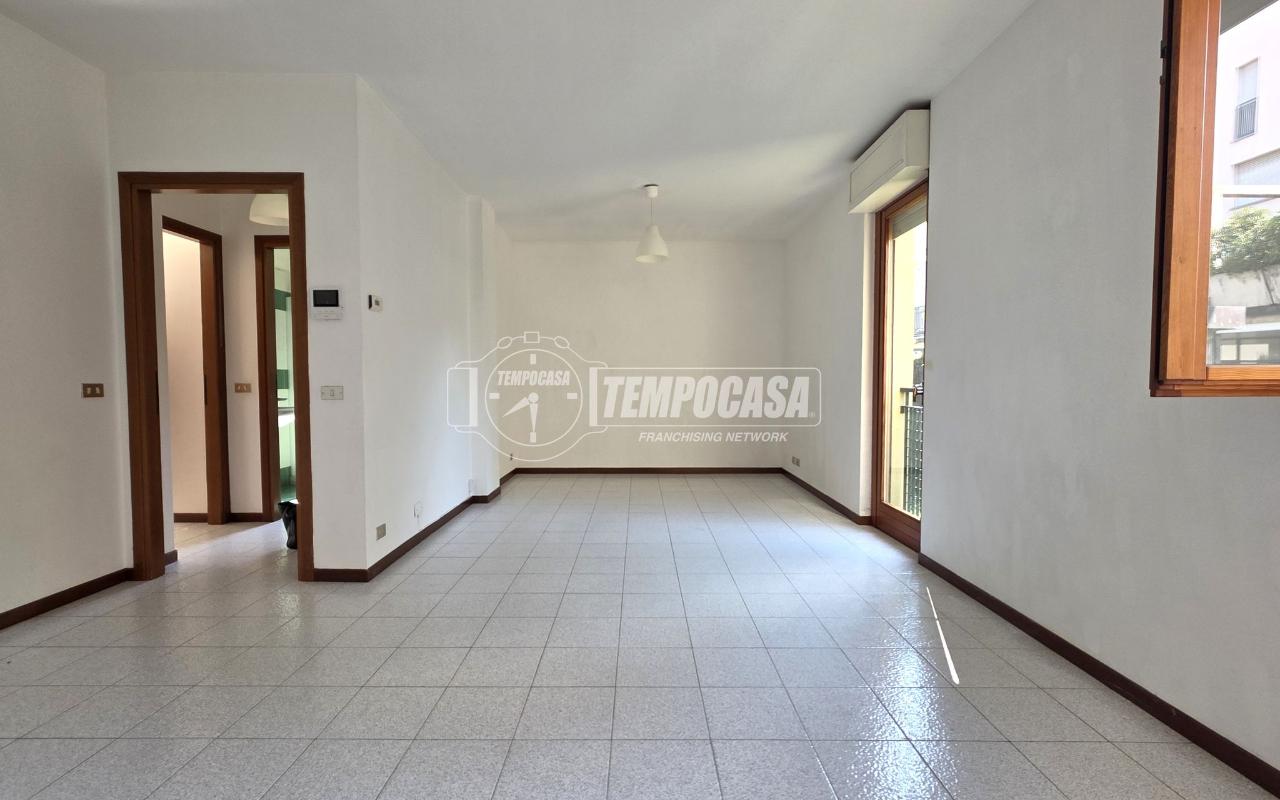 appartamento in vendita a Bergamo in zona Borgo Santa Caterina