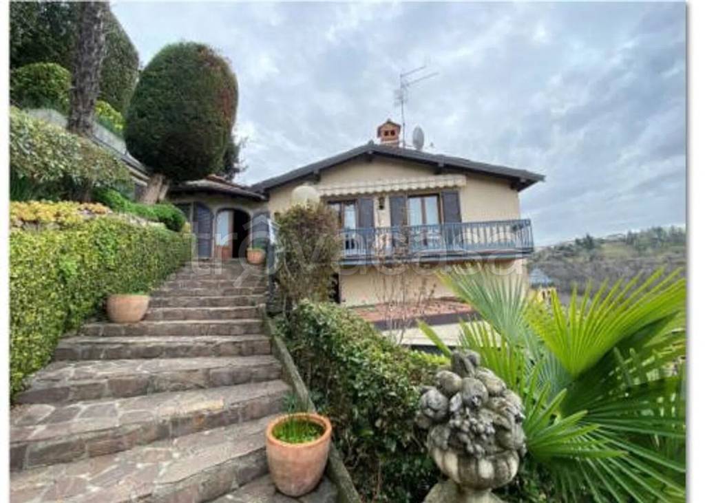 appartamento in vendita a Bergamo in zona Fontana / Robetta / Sombreno