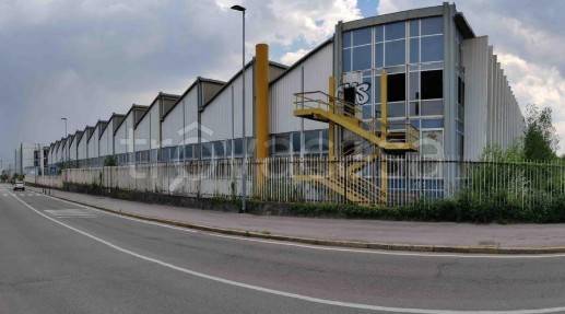 locale commerciale in vendita a Bergamo
