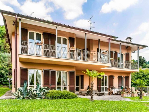 casa indipendente in vendita a Bergamo in zona Conca d'Oro