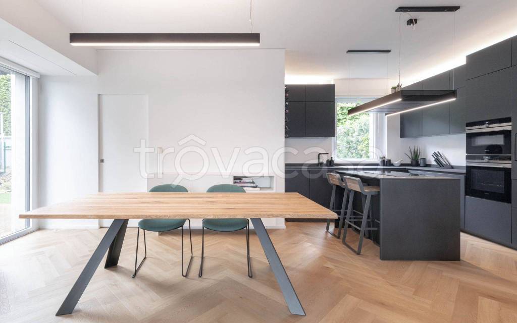casa indipendente in vendita a Bergamo in zona Valtesse/Valverde