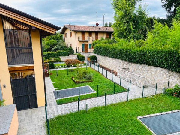 appartamento in vendita a Bergamo in zona Valtesse/Valverde