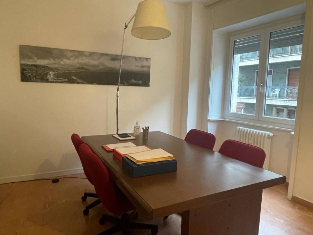 ufficio in vendita a Bergamo in zona Borgo Palazzo
