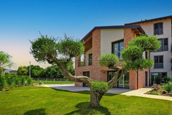 casa indipendente in vendita a Bergamo in zona Boccaleone