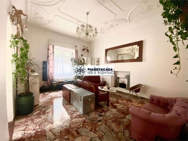 appartamento in vendita a Bergamo in zona Borgo Santa Caterina