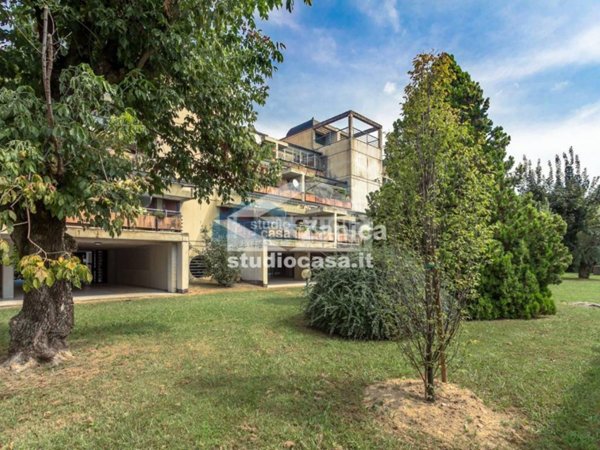 appartamento in vendita a Bergamo in zona Colognola