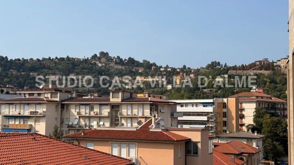 appartamento in vendita a Bergamo in zona Longuelo