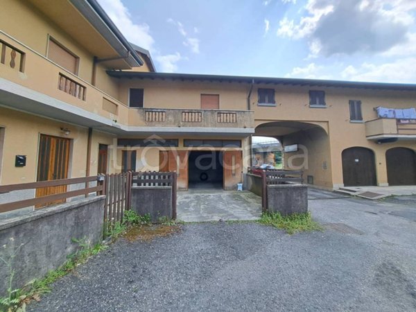 appartamento in vendita a Bergamo in zona Canovine