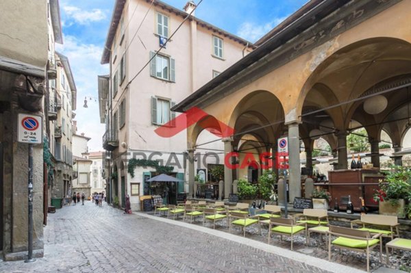 appartamento in vendita a Bergamo in zona Città Alta