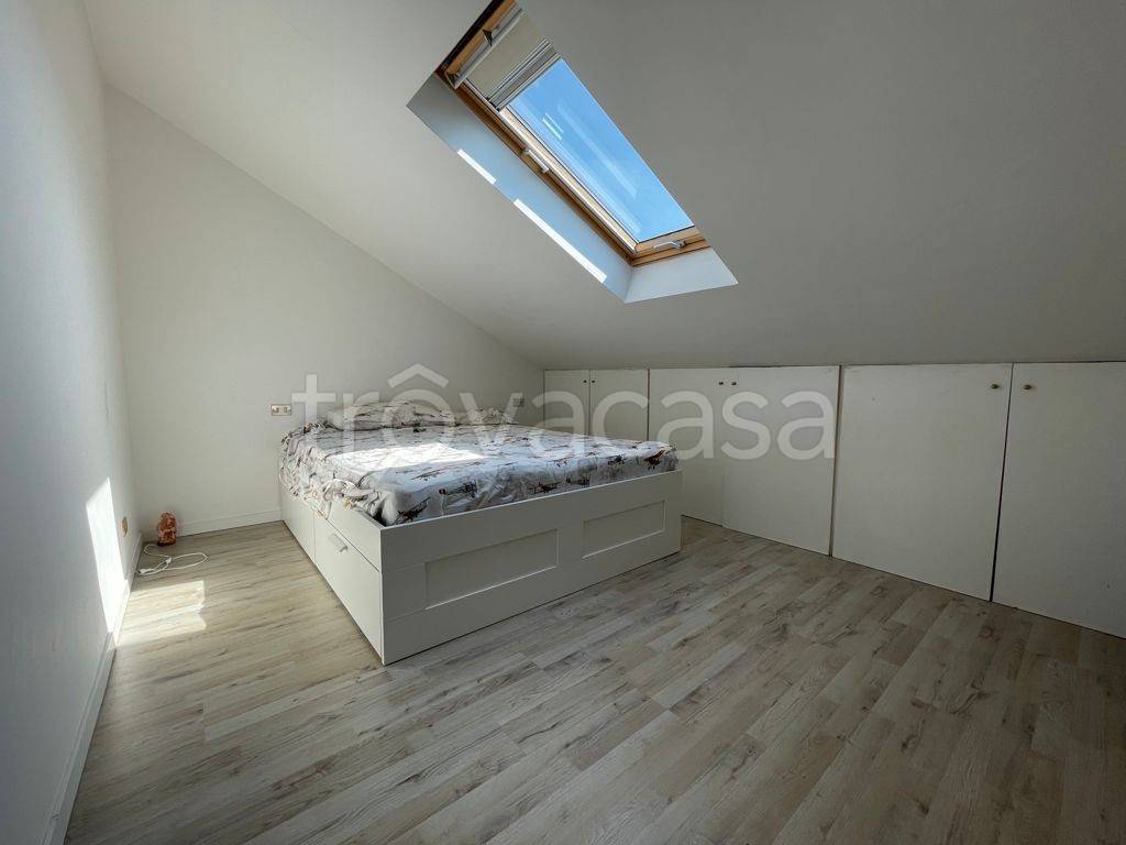 appartamento in vendita a Bergamo in zona Colognola