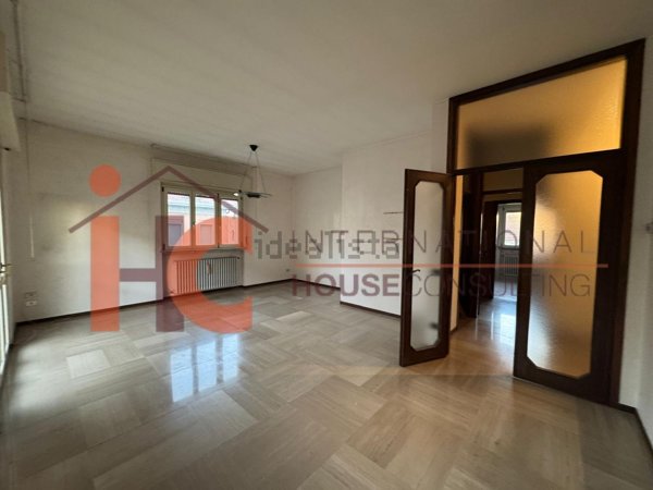 casa indipendente in vendita a Bergamo in zona Loreto