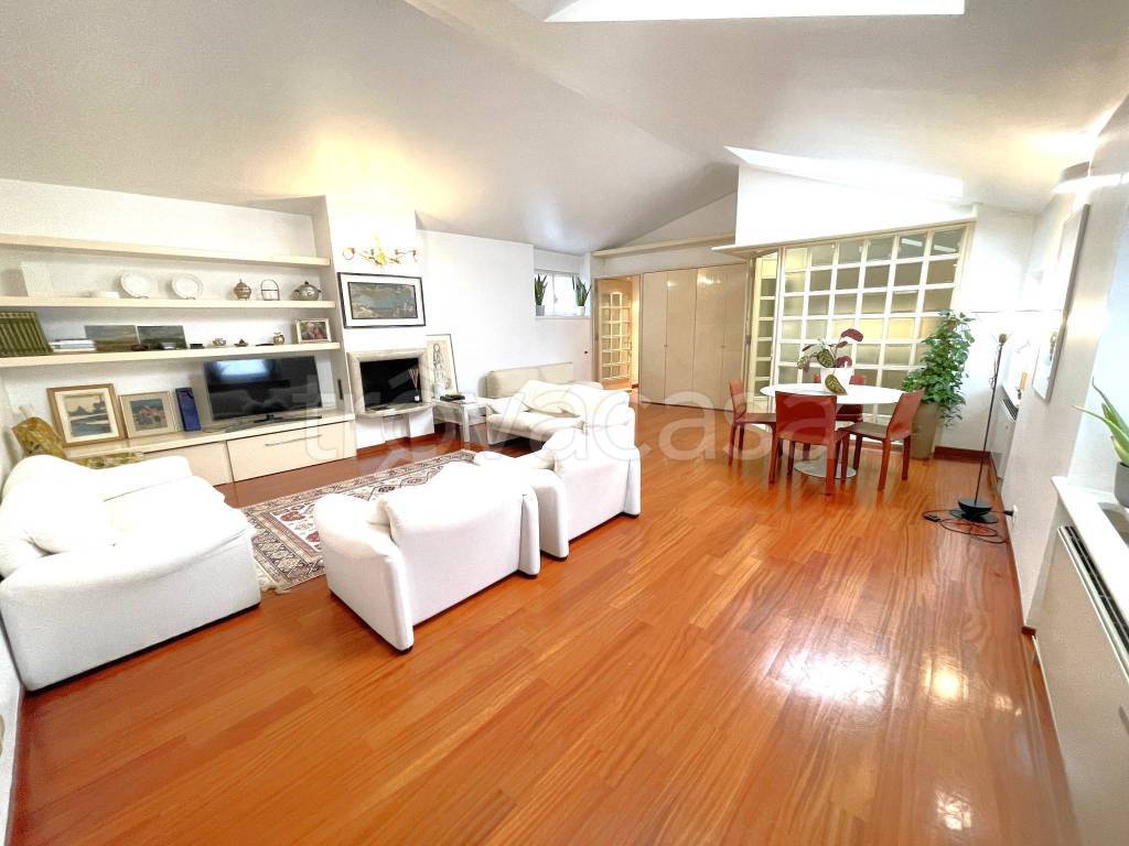 appartamento in vendita a Bergamo in zona Bergamo Centro