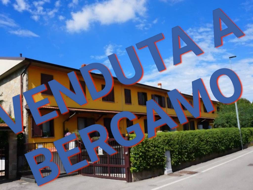 casa indipendente in vendita a Bergamo in zona Colognola