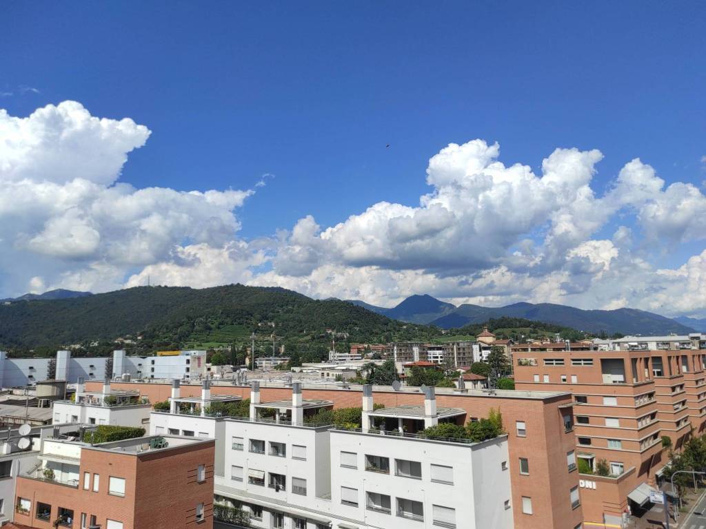 appartamento in vendita a Bergamo in zona Redona