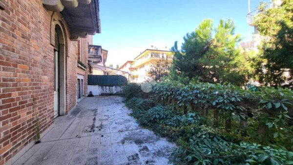 appartamento in vendita a Bergamo in zona Bergamo Centro