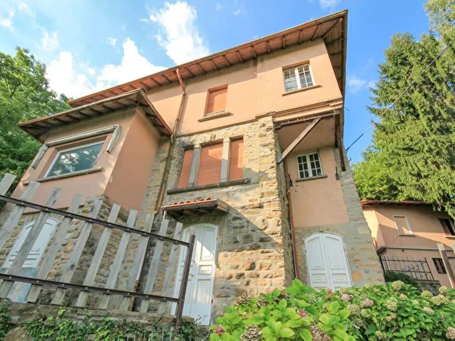 casa indipendente in vendita a Bergamo in zona Città Alta