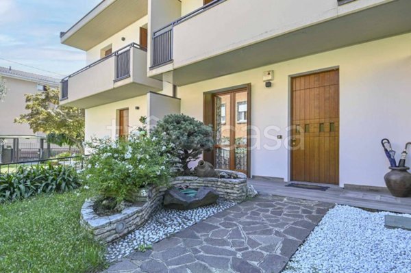 casa indipendente in vendita a Bergamo in zona Campagnola