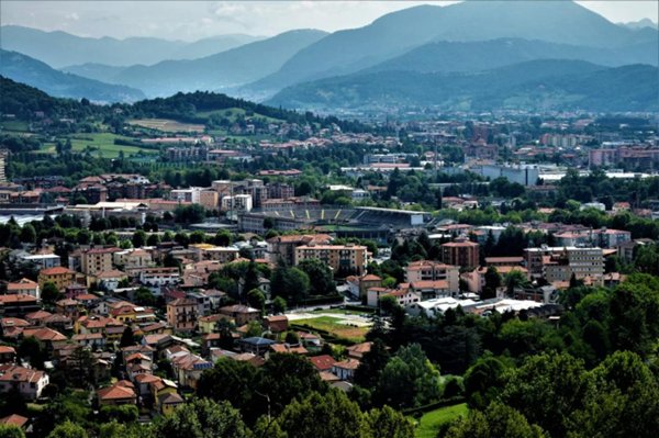 terreno edificabile in vendita a Bergamo in zona Bergamo Centro